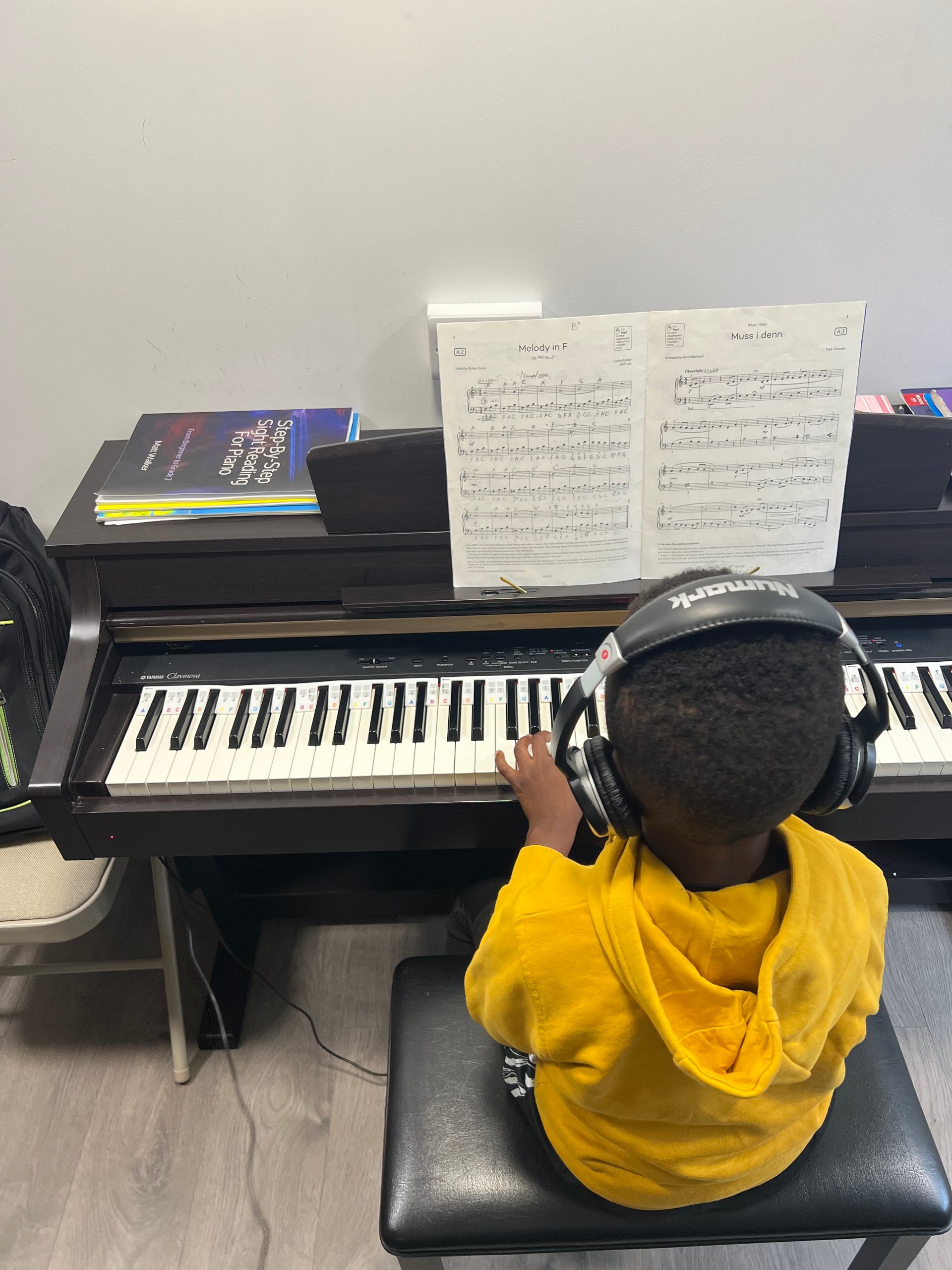 Music school in Rochester, Piano lessons in Rochester, Guitar lessons in Rochester, Drum lessons in Rochester, Singing lessons in Rochester (4).jpg
