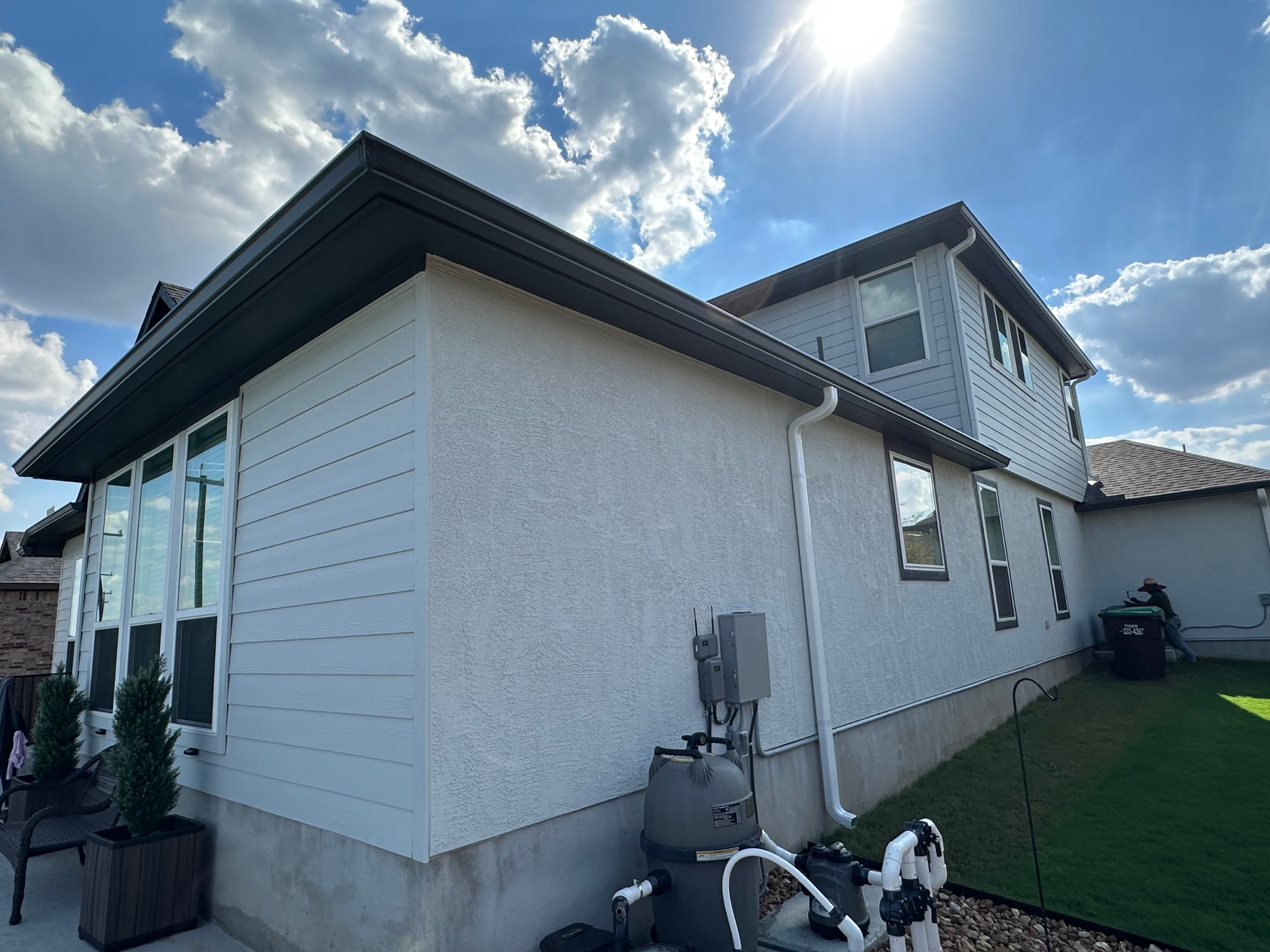 Gutter installation in Cibolo, Seamless gutters in Cibolo, Gutter services in Cibolo, Gutter repair in Cibolo, Gutter replacement in Cibolo (29).jpg